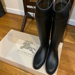 Burberry rain boots
